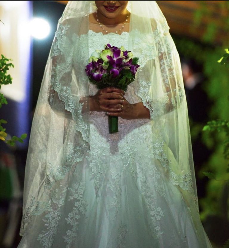  شنل 11، لباس عروس شب نامزدی مجلسی جدید تک دوزی شده از مزون عروس شنل با چهار دهه تجربه